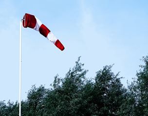 WINDZAK DIA 600MM  L 2 M ROOD/WIT